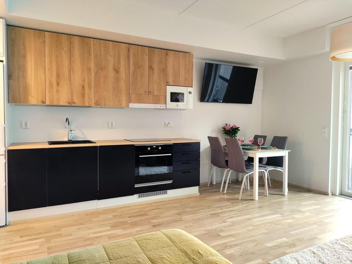 Fully Equipped New Apartment With Free Parking Tammerfors Eksteriør bilde